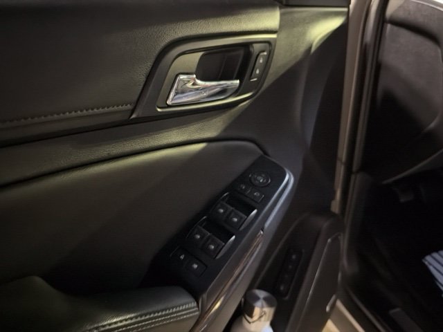 Used 2018 Chevrolet Tahoe LT AWD/4WD image 13