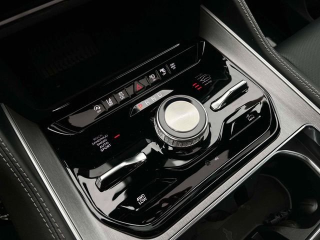 New 2026 Jeep Grand Wagoneer 4WD image 10