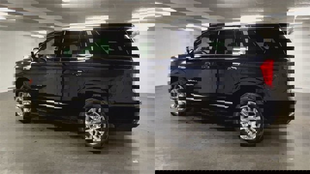 Certified 2023 GMC Yukon SLT w/ SLT Premium Package image 6