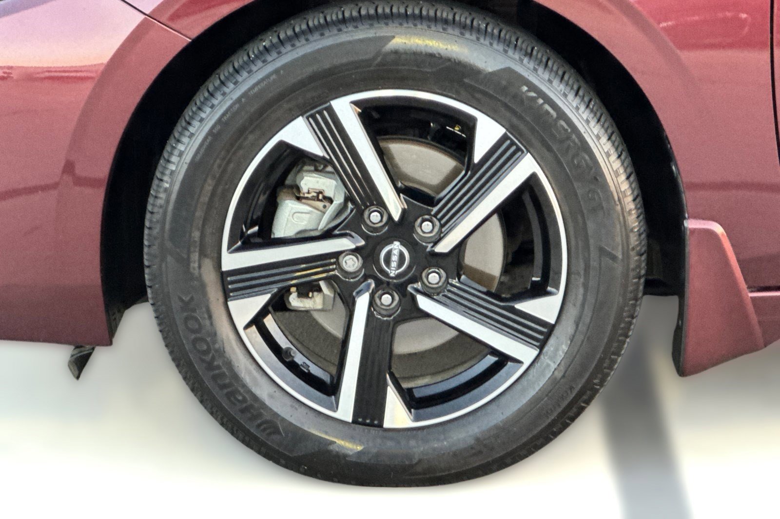 Used 2024 Nissan Sentra SV image 10