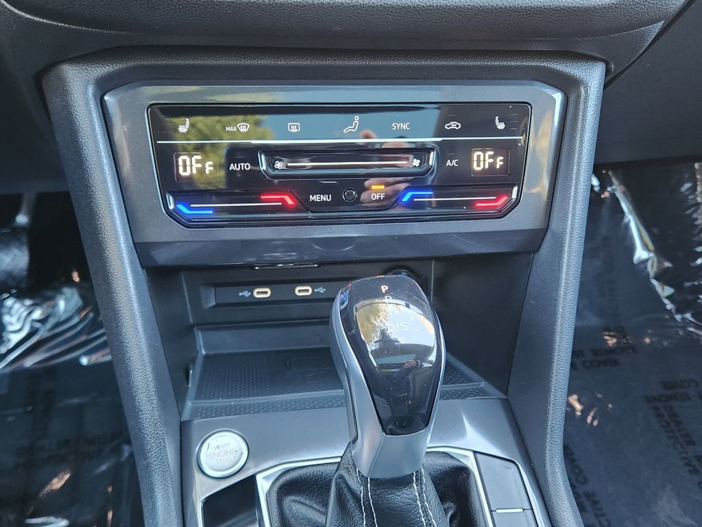 Certified 2024 Volkswagen Tiguan SE image 24