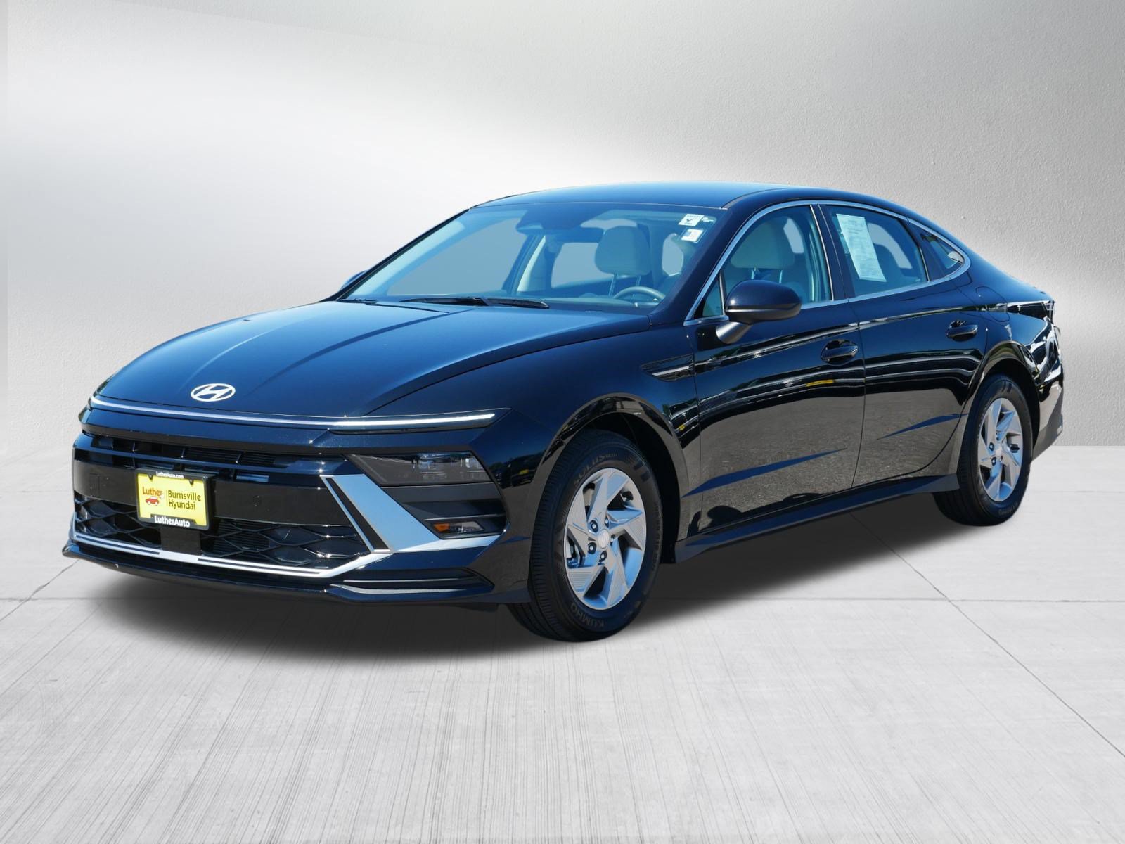 Certified 2026 Hyundai Sonata SE FWD image 3