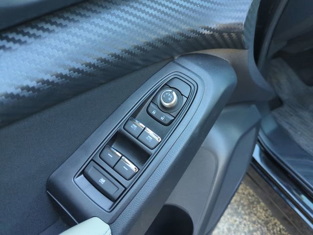 Used 2023 Subaru Ascent Premium w/ Convenience Package image 16