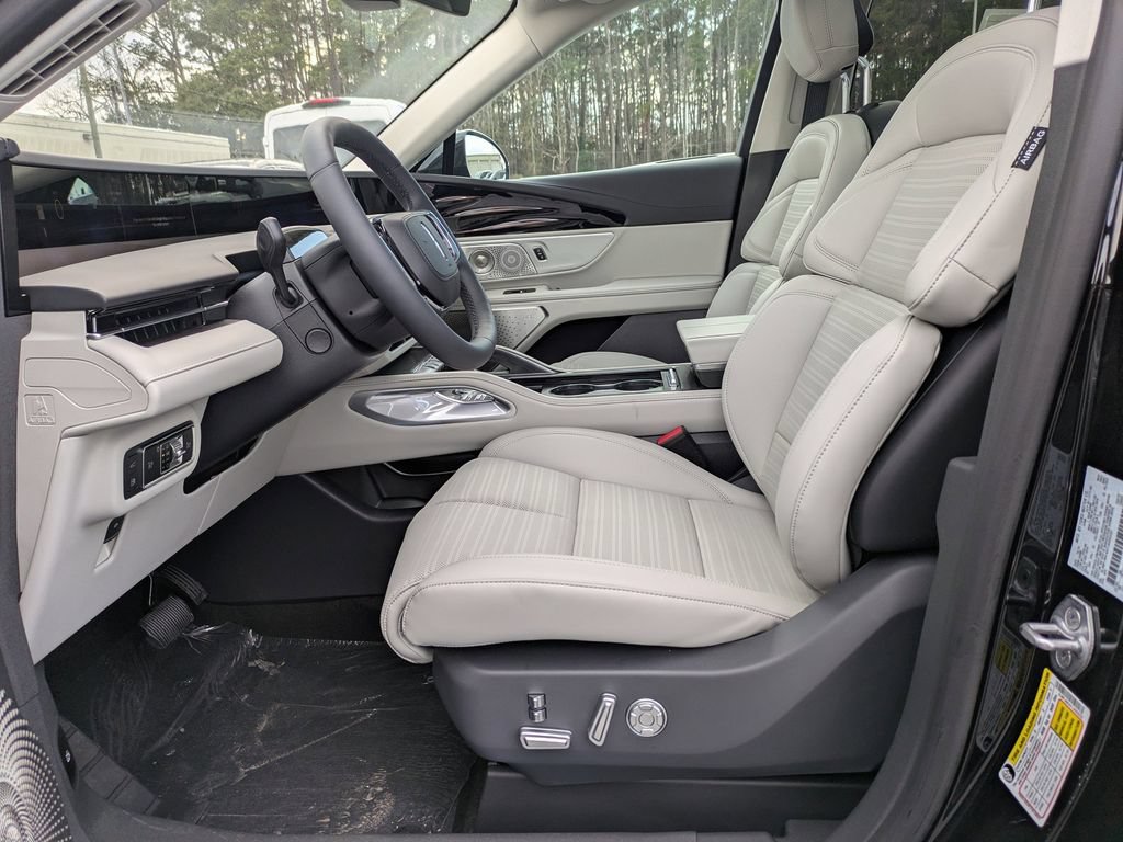 New 2026 Lincoln Nautilus Reserve AWD/4WD image 21