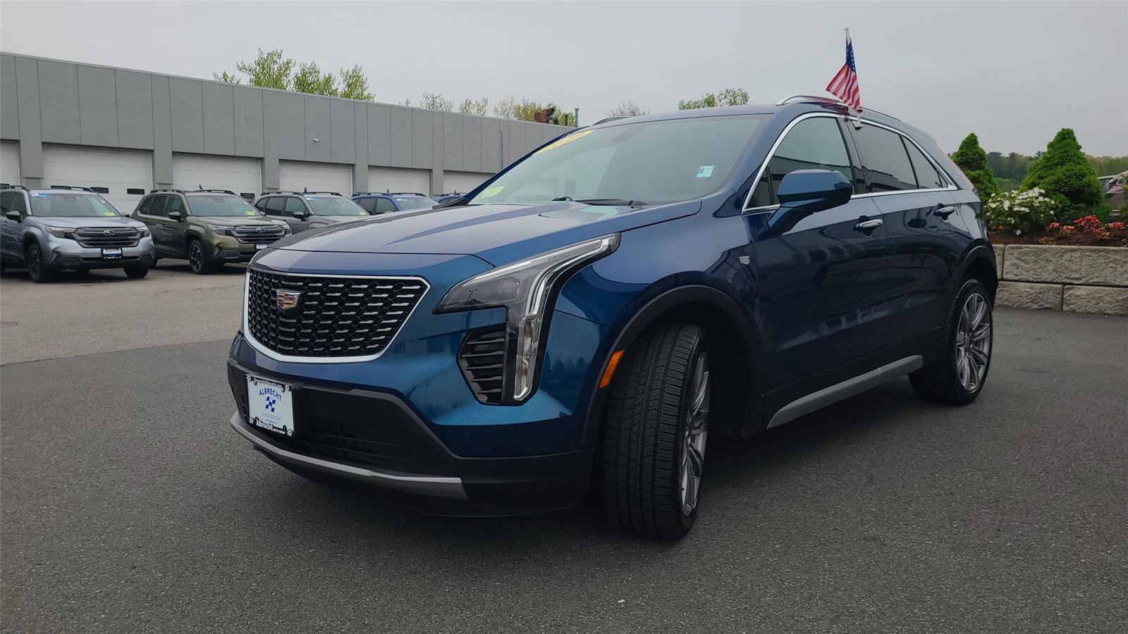 Used 2019 Cadillac XT4 Premium Luxury AWD/4WD image 3