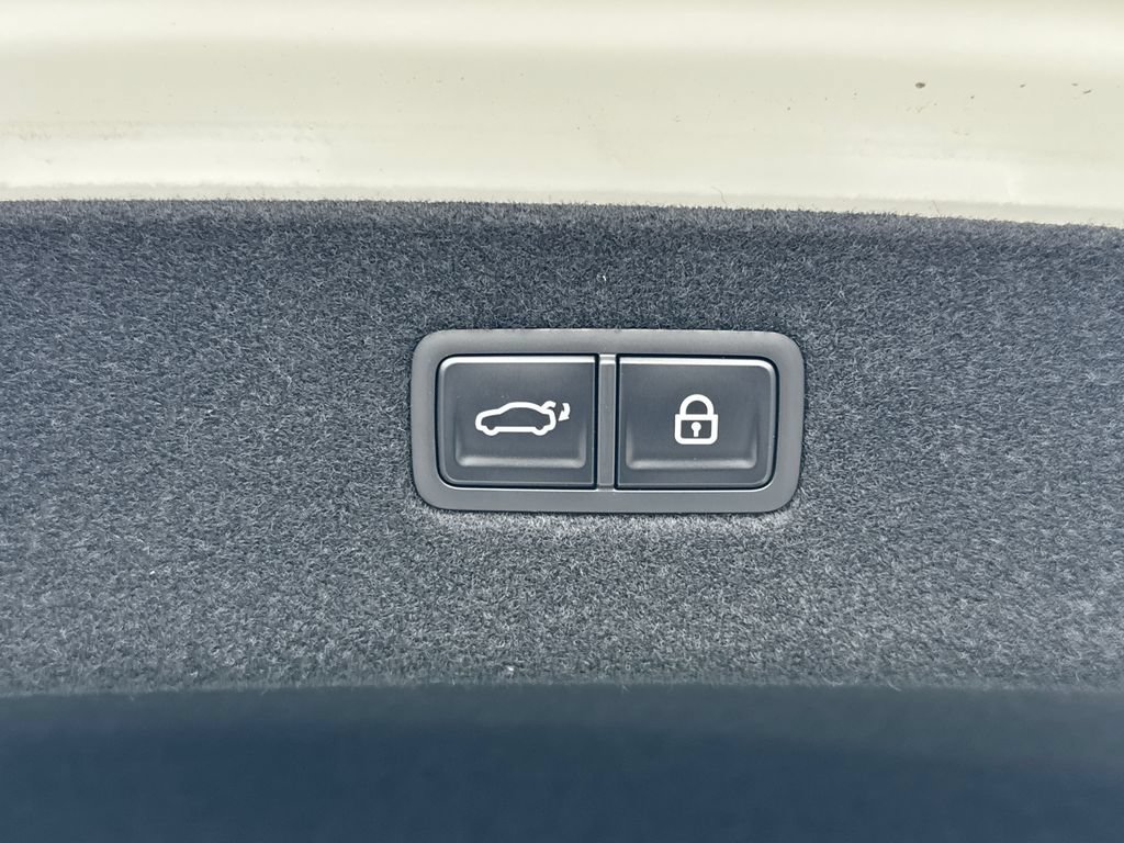 New 2026 Genesis G90 3.5T AWD/4WD image 21