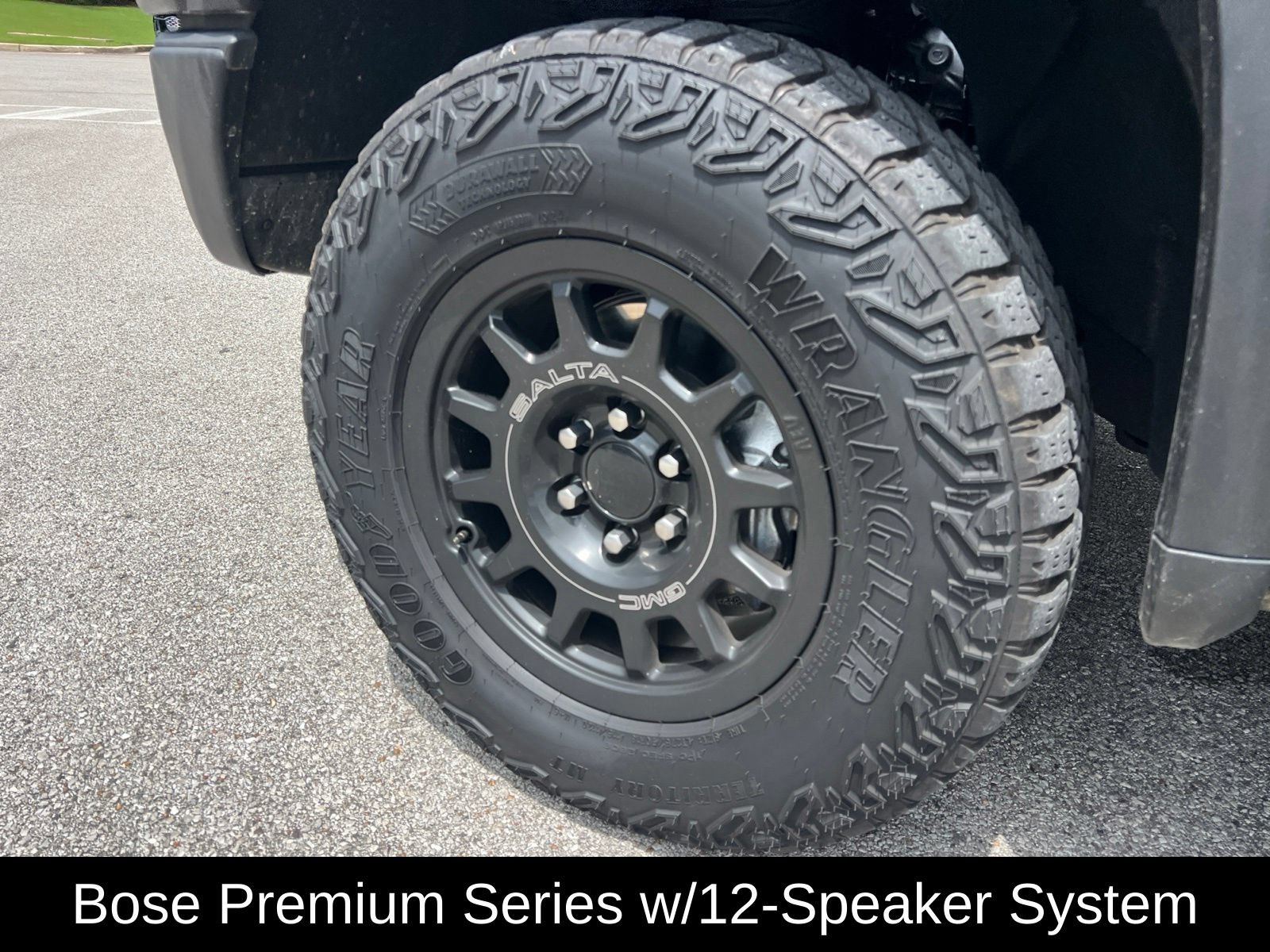 Used 2024 GMC Sierra 1500 AT4X w/ AT4X AEV Edition AWD/4WD image 11