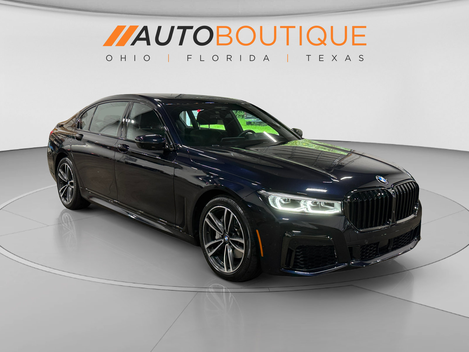 Used 2022 BMW 740i xDrive w/ M Sport Package AWD/4WD image 7