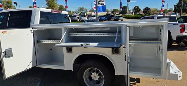 New 2026 Chevrolet Silverado 3500 W/T w/ WT Convenience Package image 9