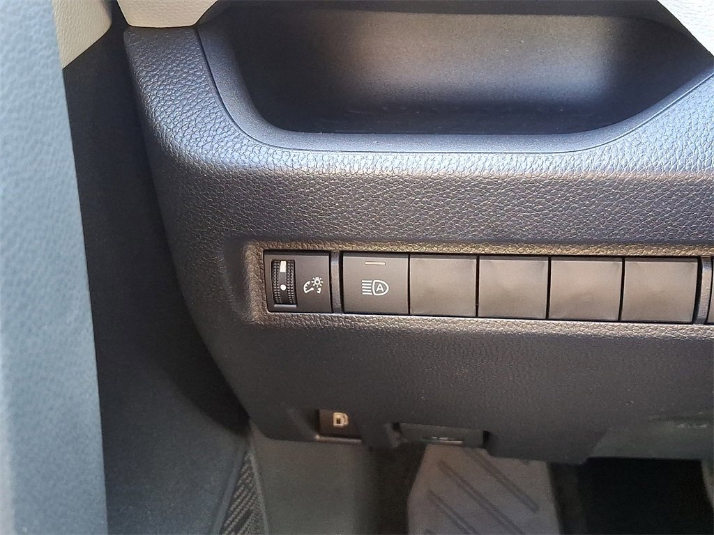 New 2025 Toyota RAV4 XLE image 16