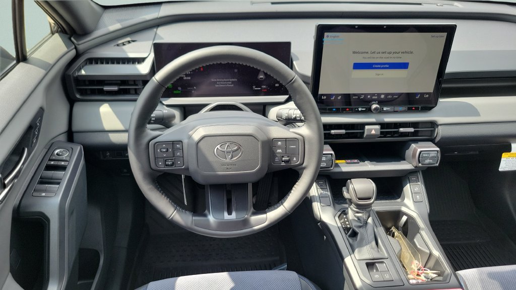 Used 2026 Toyota RAV4 XSE w/ Weather Package AWD/4WD image 15