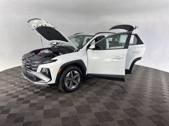 Certified 2025 Hyundai Tucson SEL image 13