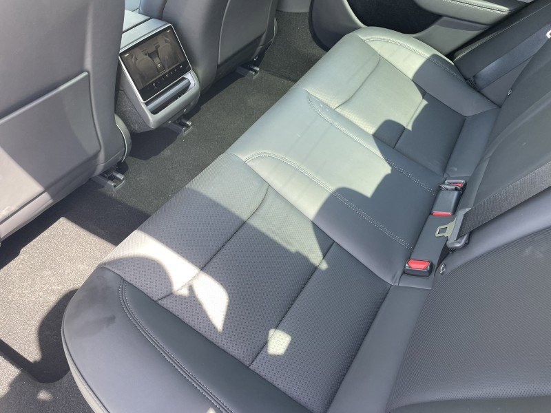 Used 2024 Tesla Model 3 image 12