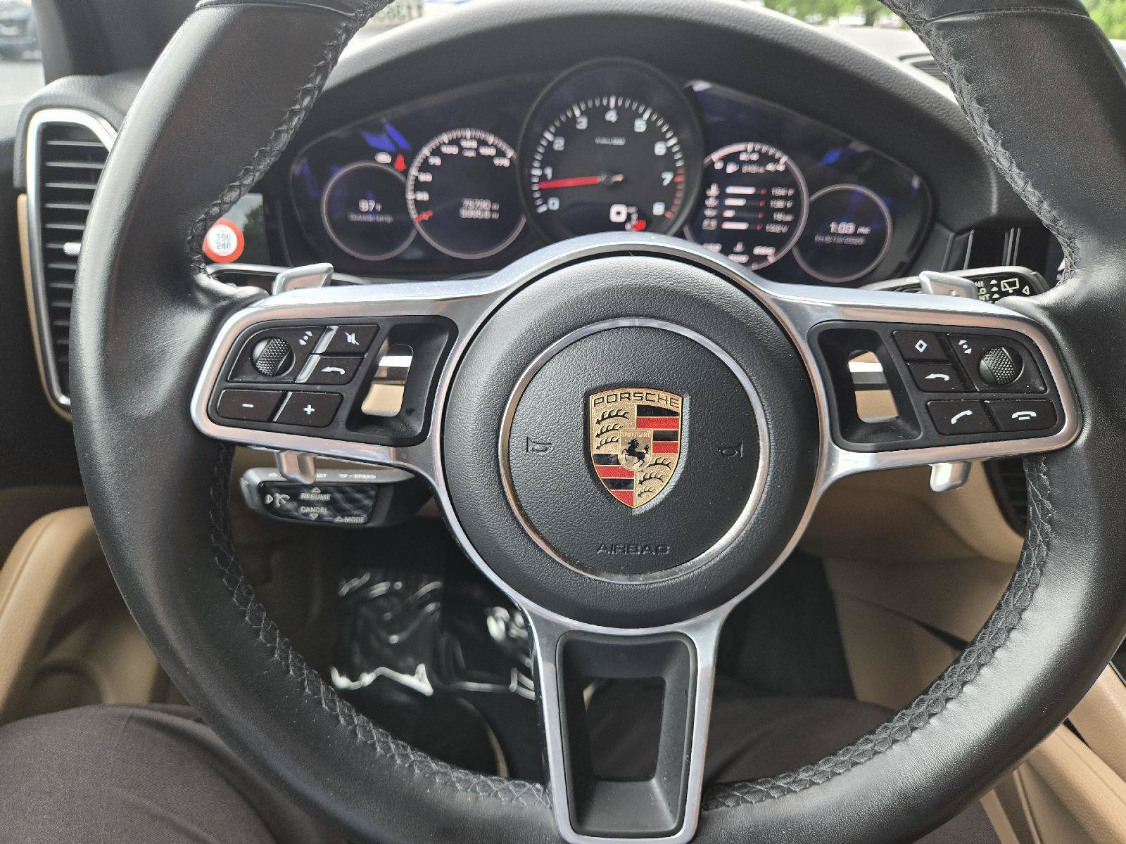 Used 2020 Porsche Cayenne AWD/4WD image 7