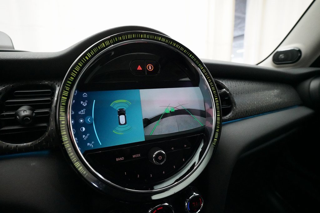 Used 2024 MINI Cooper SE image 18