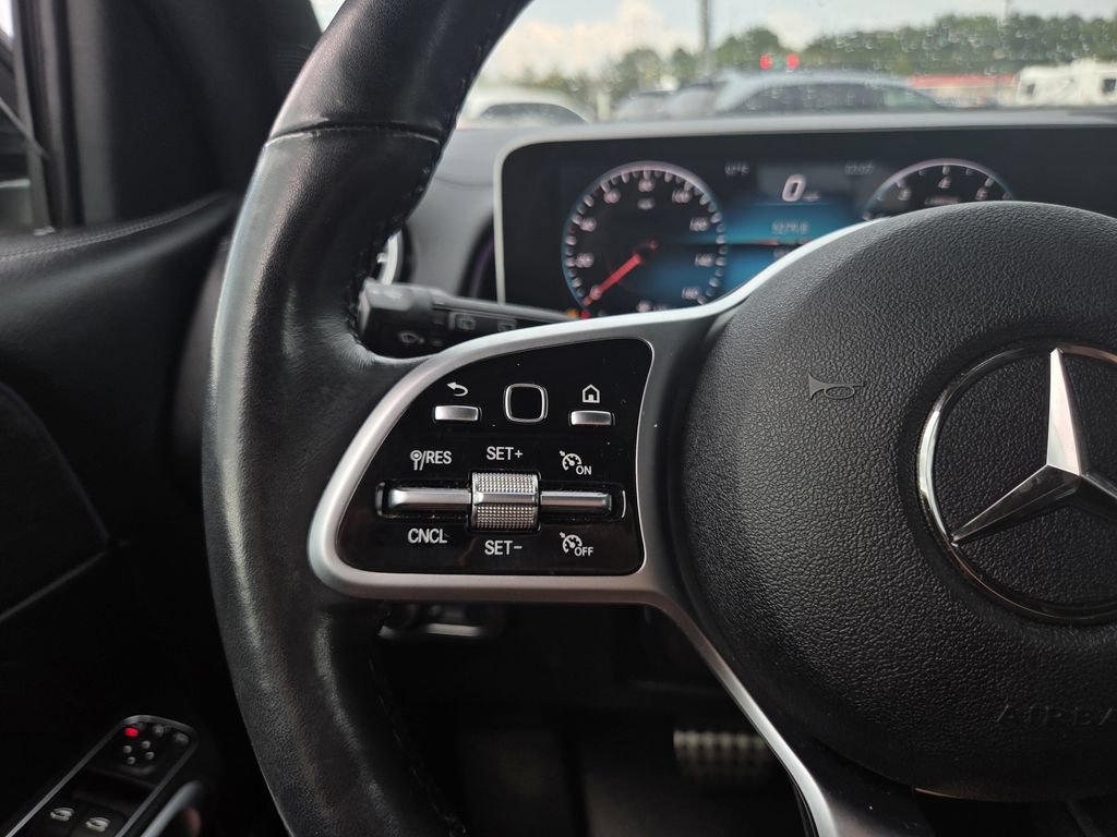 Used 2020 Mercedes-Benz GLB 250 image 26