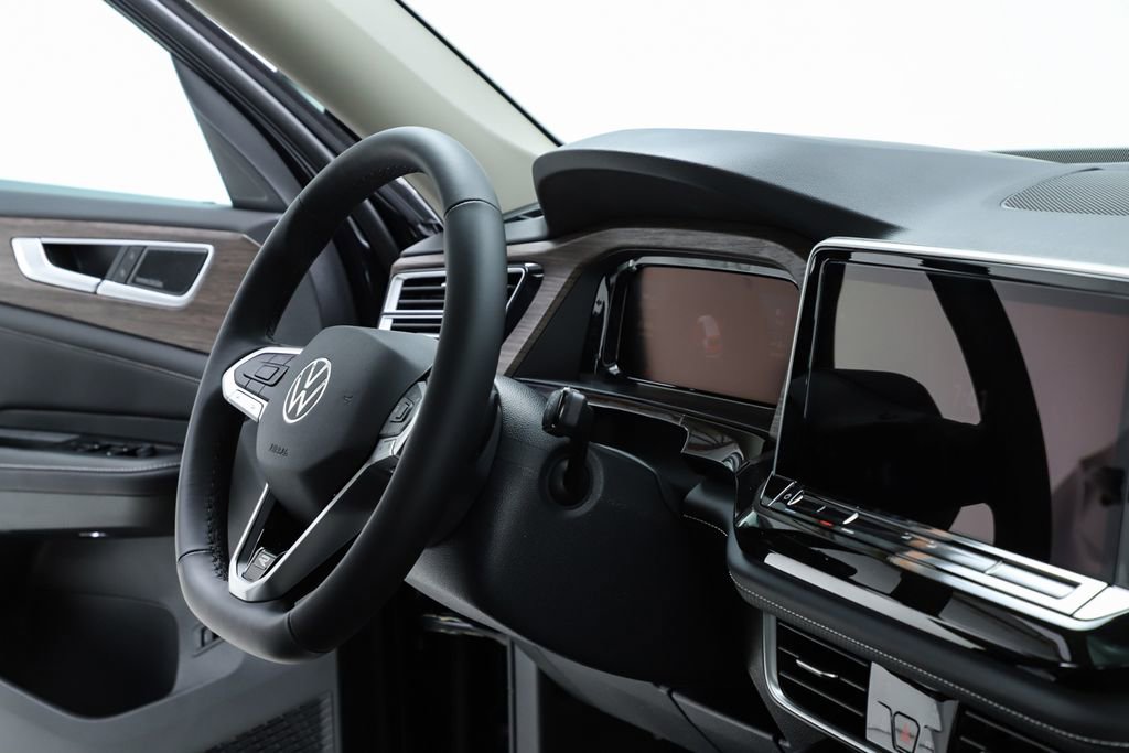 New 2026 Volkswagen Atlas SEL Premium R-Line image 35