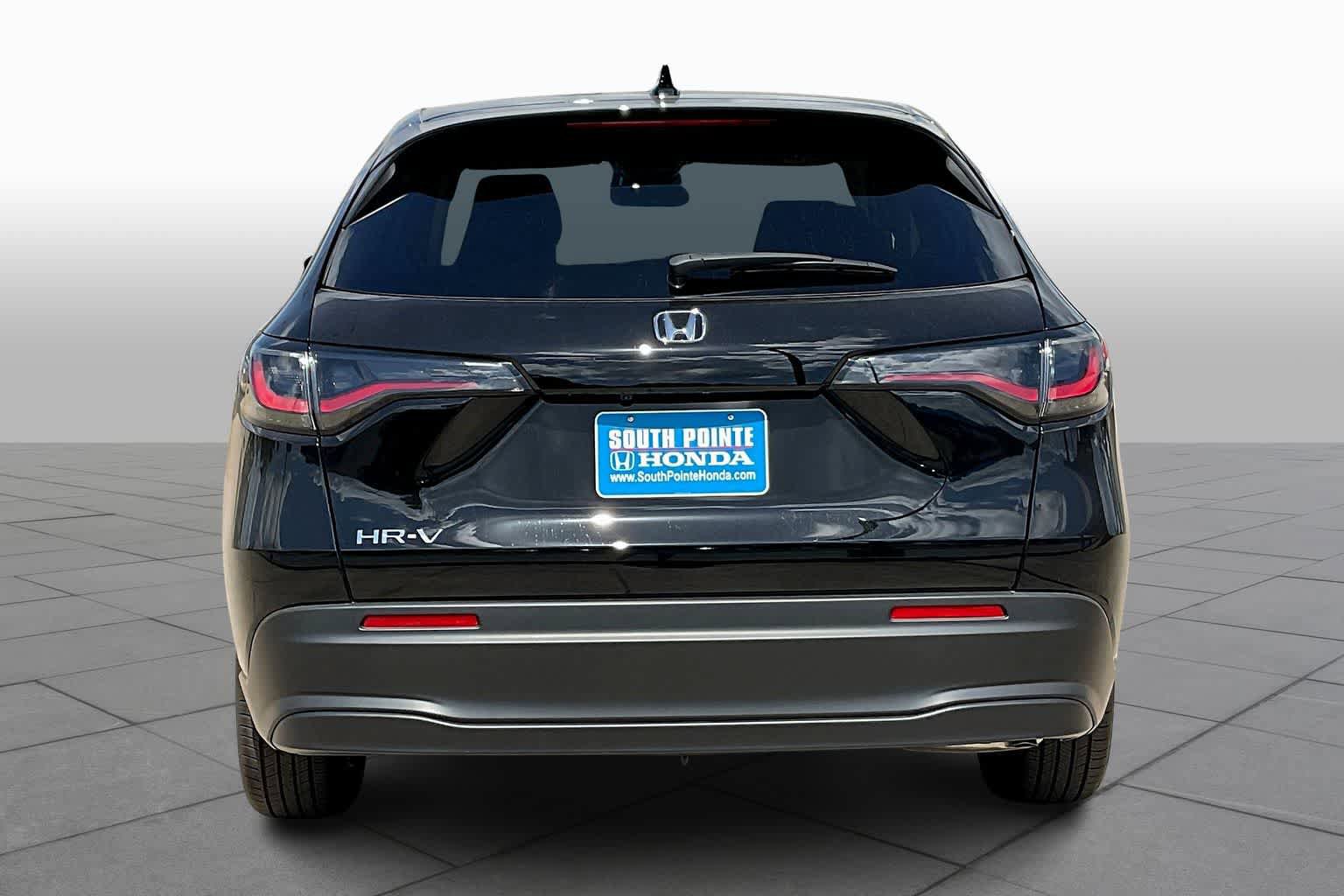 New 2026 Honda HR-V LX image 4