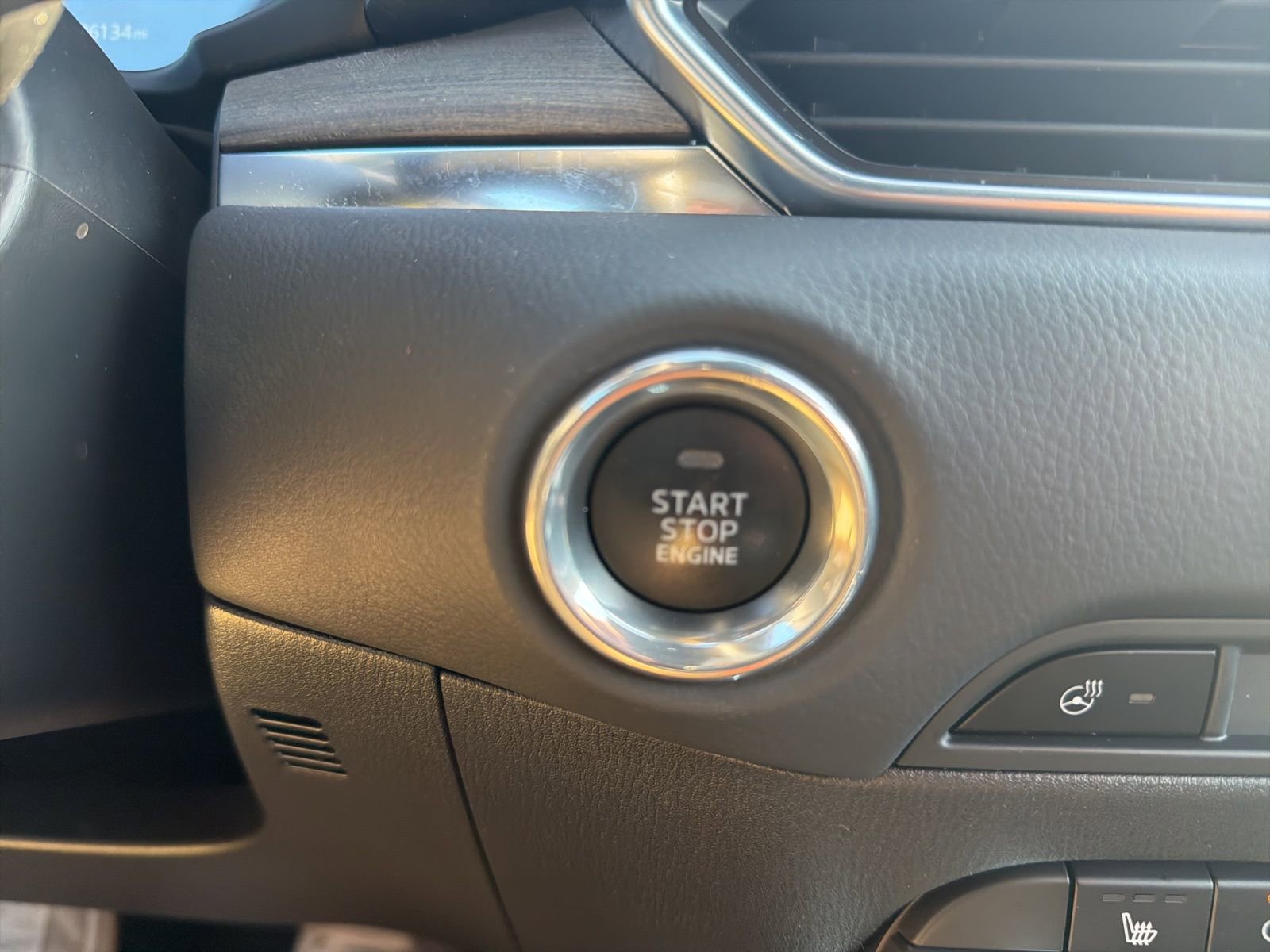 Used 2019 MAZDA CX-5 Signature image 17