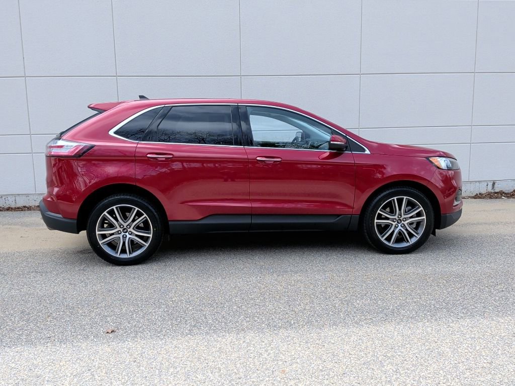 Certified 2024 Ford Edge Titanium AWD/4WD image 5