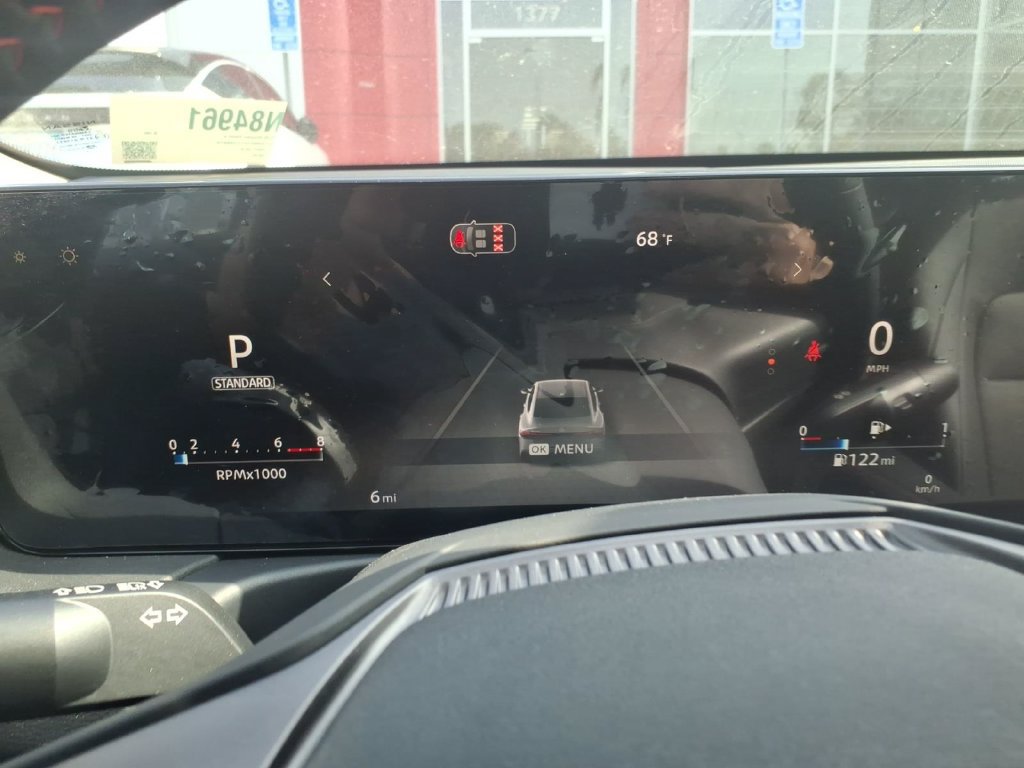 New 2026 Nissan Sentra SR w/ SR Premium Package FWD image 10