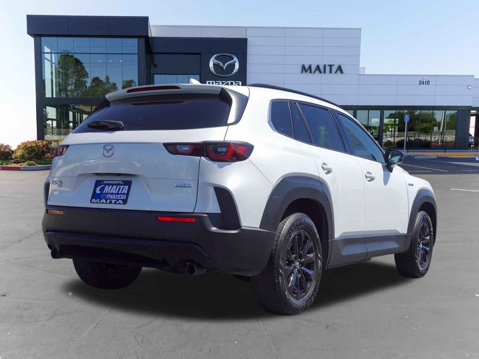 Certified 2025 MAZDA CX-50 AWD 2.5 Hybrid w/ Premium Pkg image 4