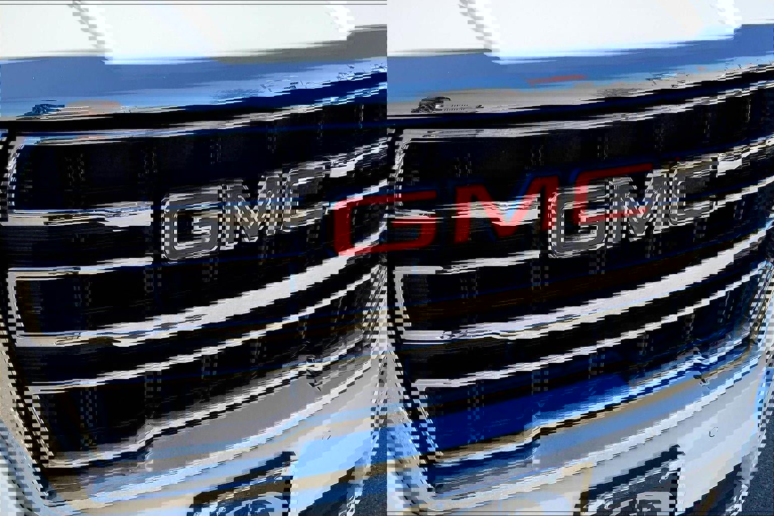 Used 2021 GMC Yukon SLT image 25