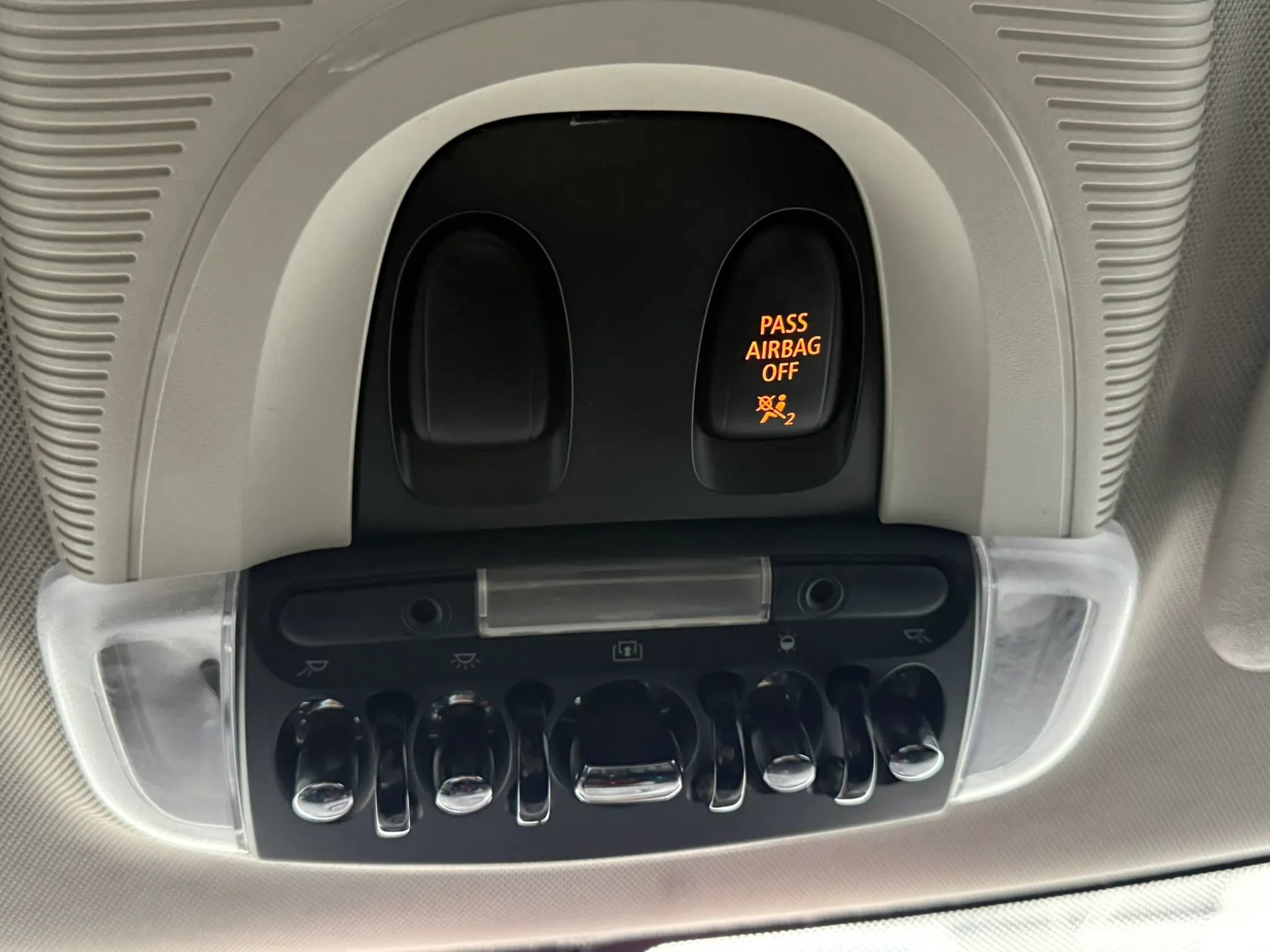 Used 2015 MINI Cooper S image 36