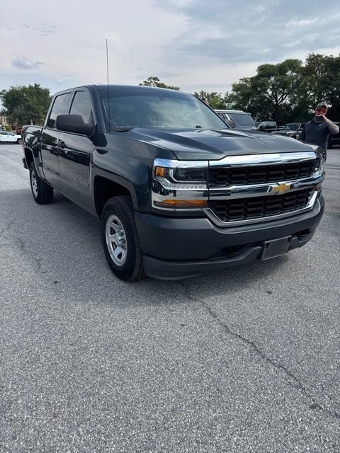 Used 2018 Chevrolet Silverado 1500 W/T w/ WT Fleet Convenience Package AWD/4WD image 4