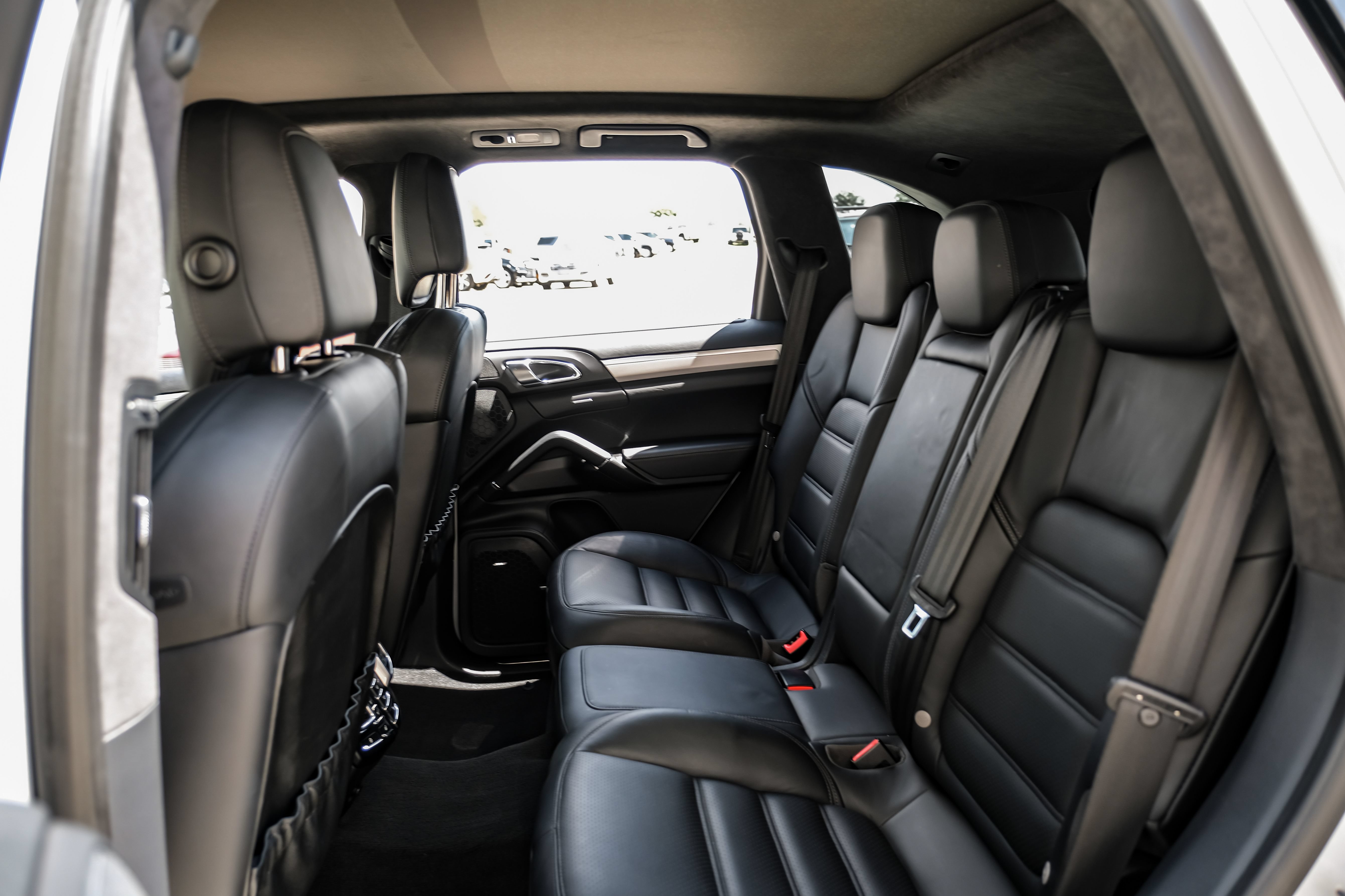 Used 2013 Porsche Cayenne Turbo AWD/4WD image 36