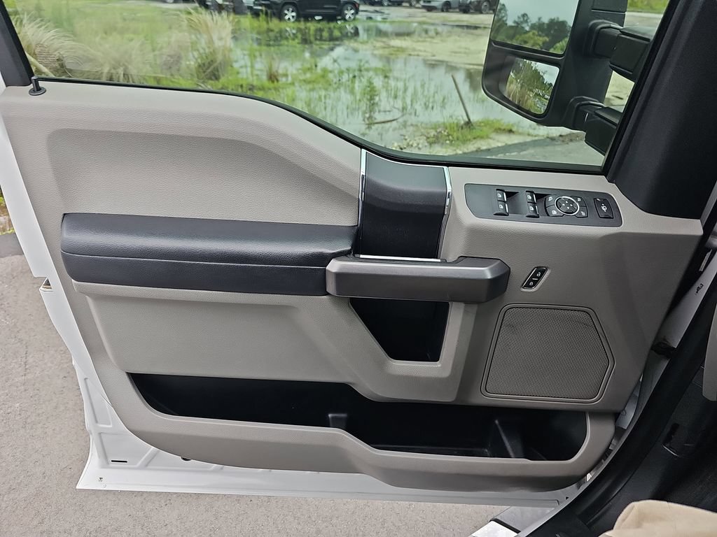 Used 2019 Ford F250 XLT w/ XLT Value Package AWD/4WD image 26