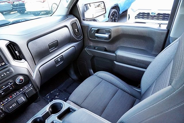 Used 2024 Chevrolet Silverado 1500 Custom Trail Boss AWD/4WD image 32