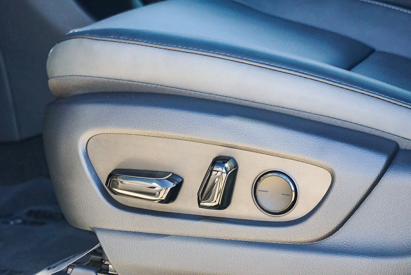 New 2026 Lexus RZ 450e 2WD image 30