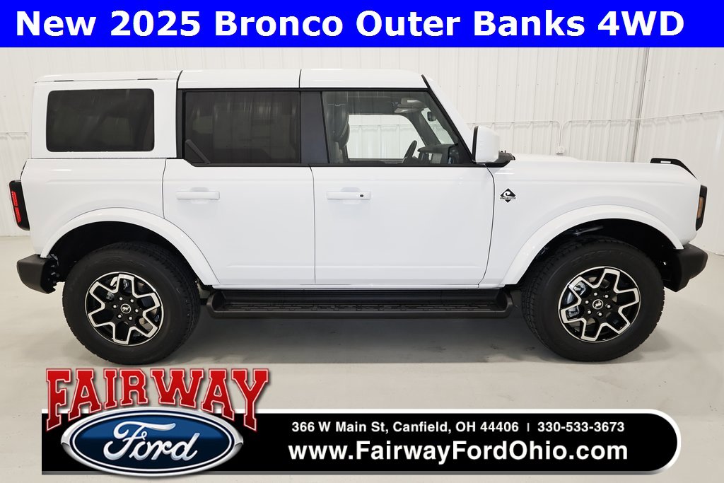 New 2025 Ford Bronco Outer Banks image 1