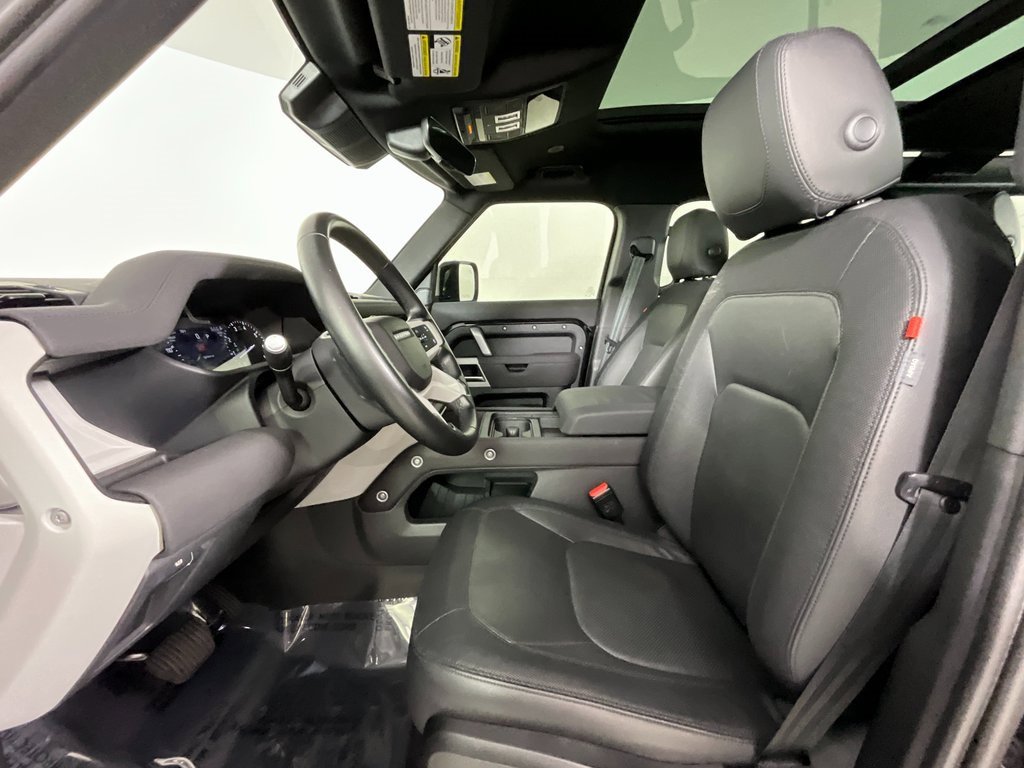Certified 2023 Land Rover Defender 110 X-Dynamic SE image 16