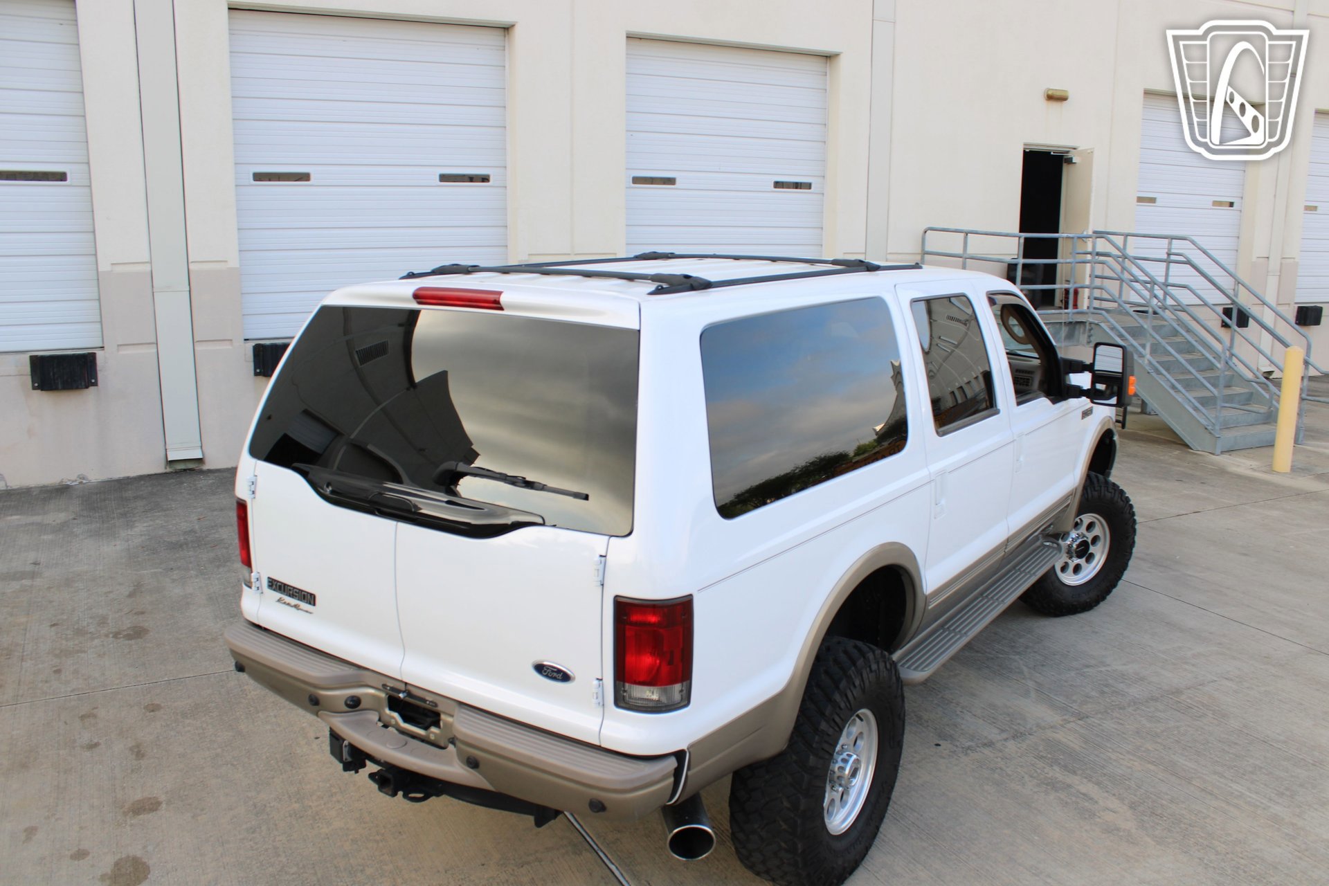 Used 2004 Ford Excursion Eddie Bauer image 11