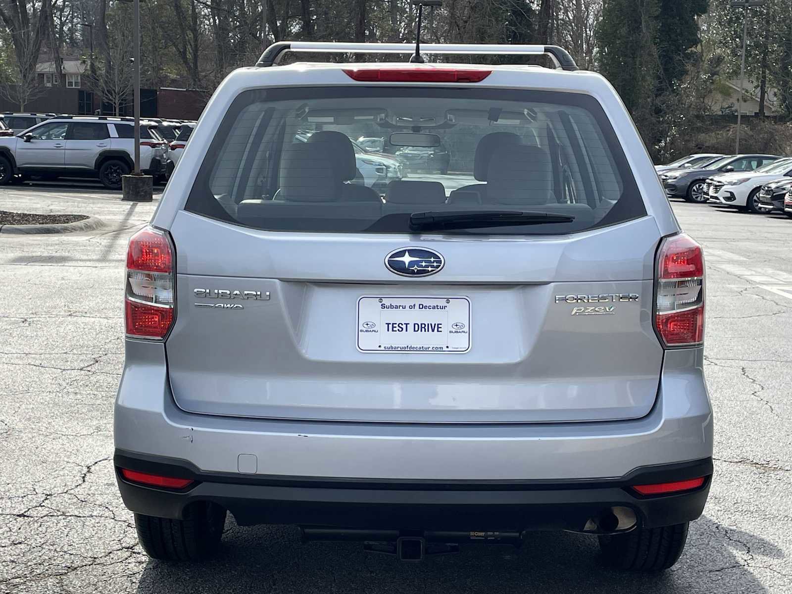 Used 2014 Subaru Forester 2.5i image 2