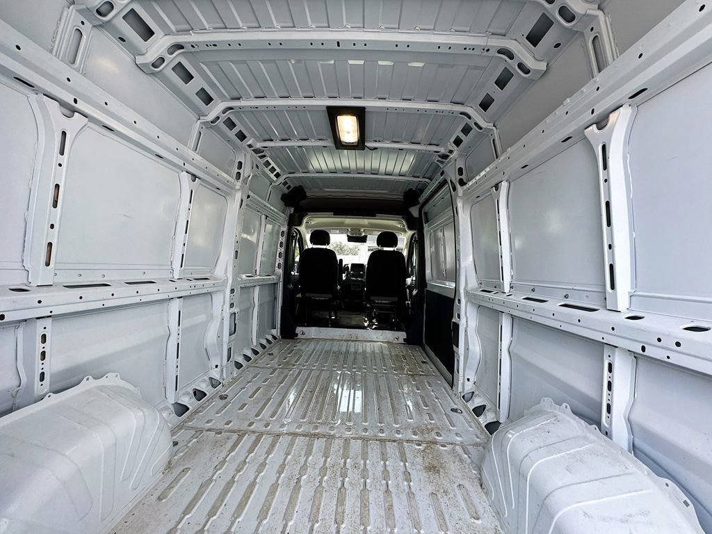 Used 2026 RAM ProMaster 2500 w/ Convenience Group FWD image 10