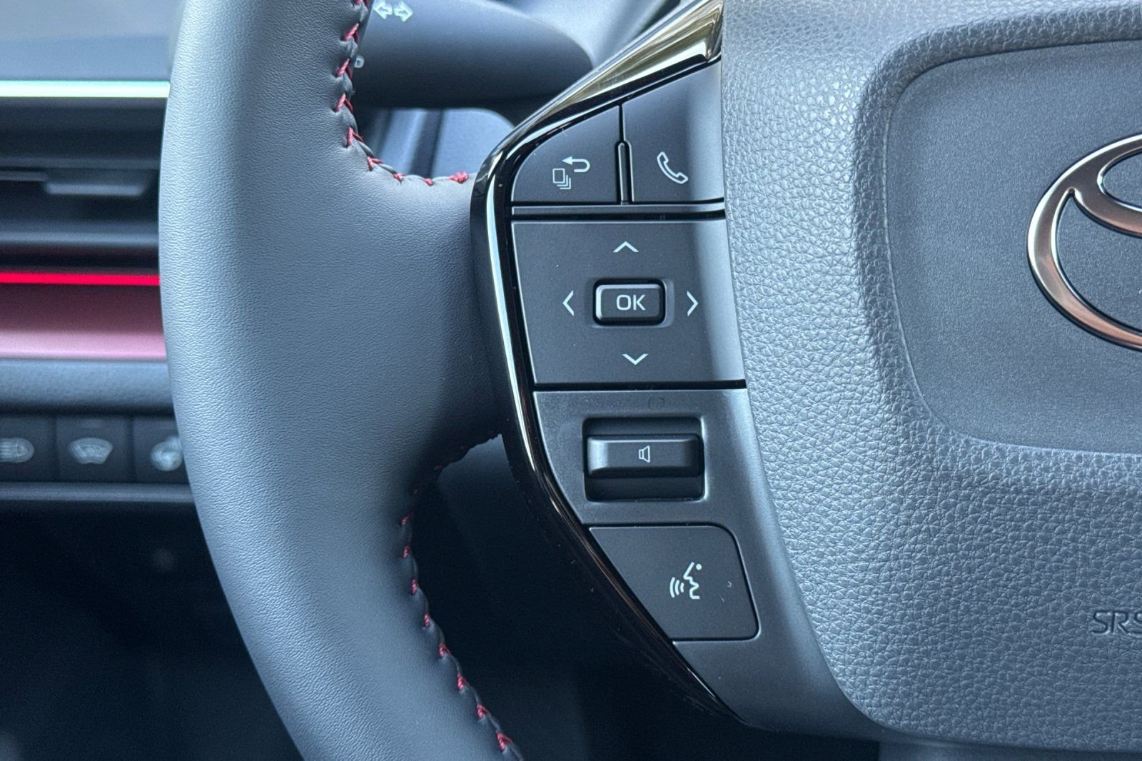 New 2026 Toyota Prius Plug-In Hybrid image 26