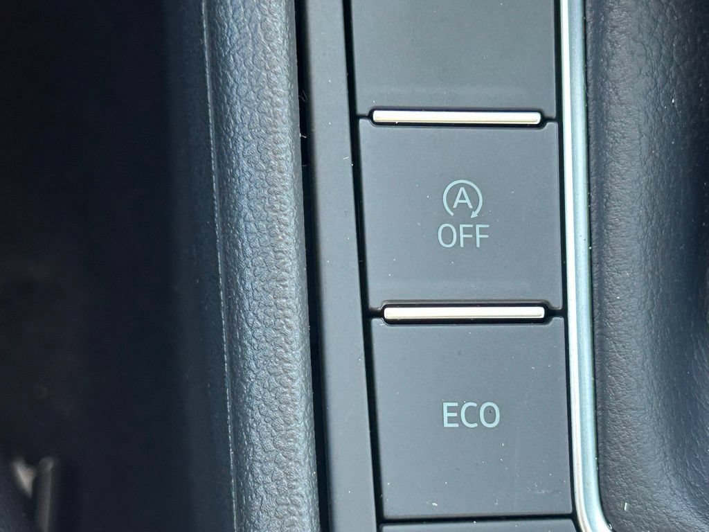 New 2026 Volkswagen Jetta SE FWD image 52