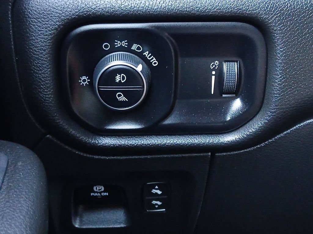 Used 2024 RAM 1500 Lone Star AWD/4WD image 12