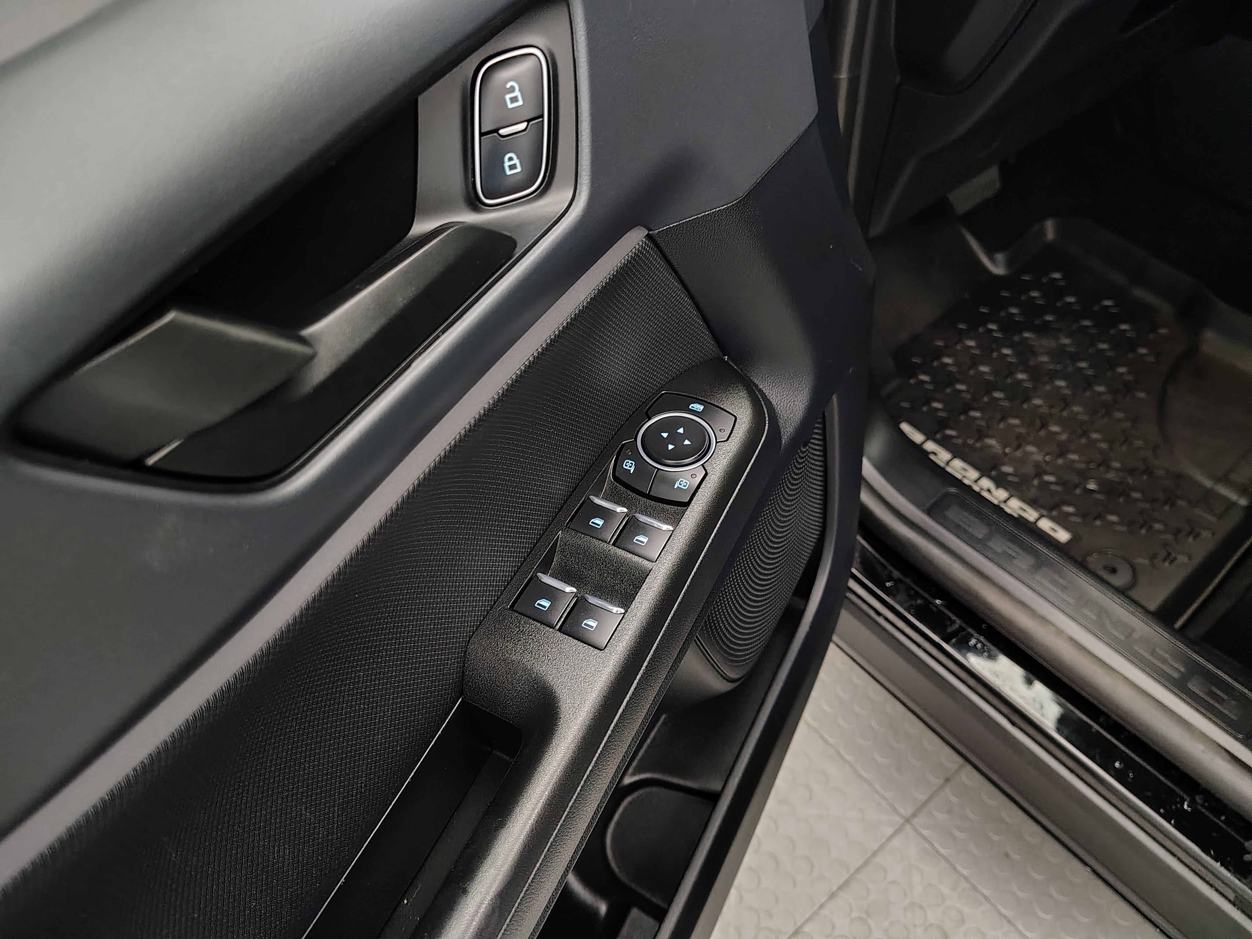 Used 2022 Ford Bronco Sport Big Bend w/ Convenience Package AWD/4WD image 18
