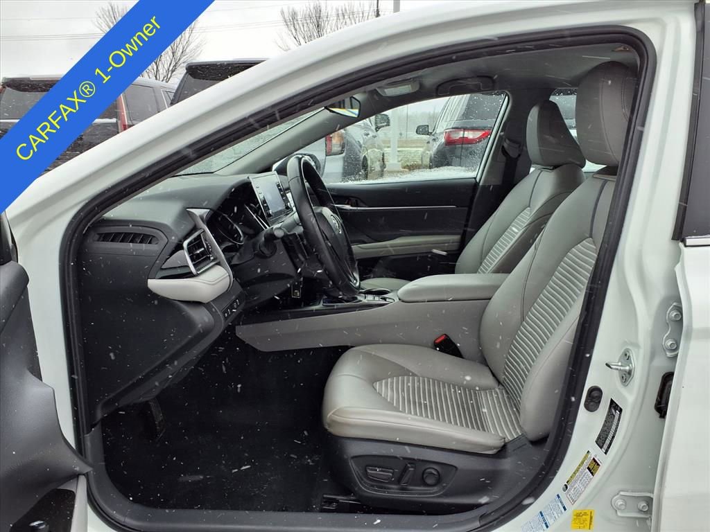 Used 2023 Toyota Camry SE image 17