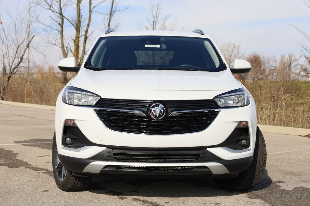 Used 2022 Buick Encore GX Select image 2