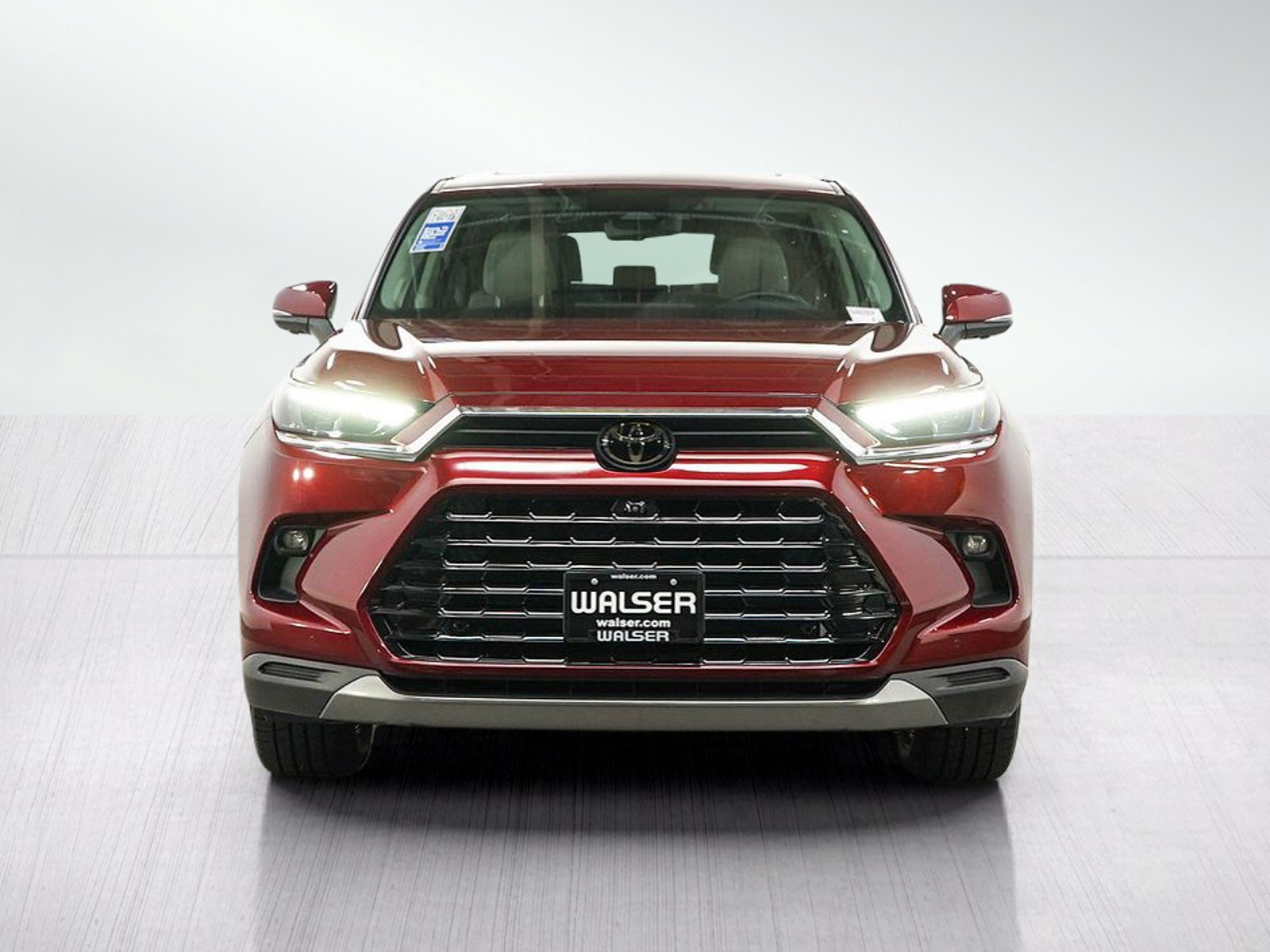 Used 2025 Toyota Grand Highlander AWD image 11