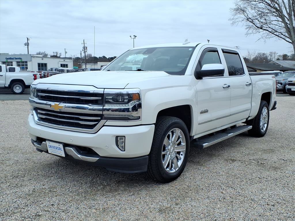 Used 2018 Chevrolet Silverado 1500 High Country image 3