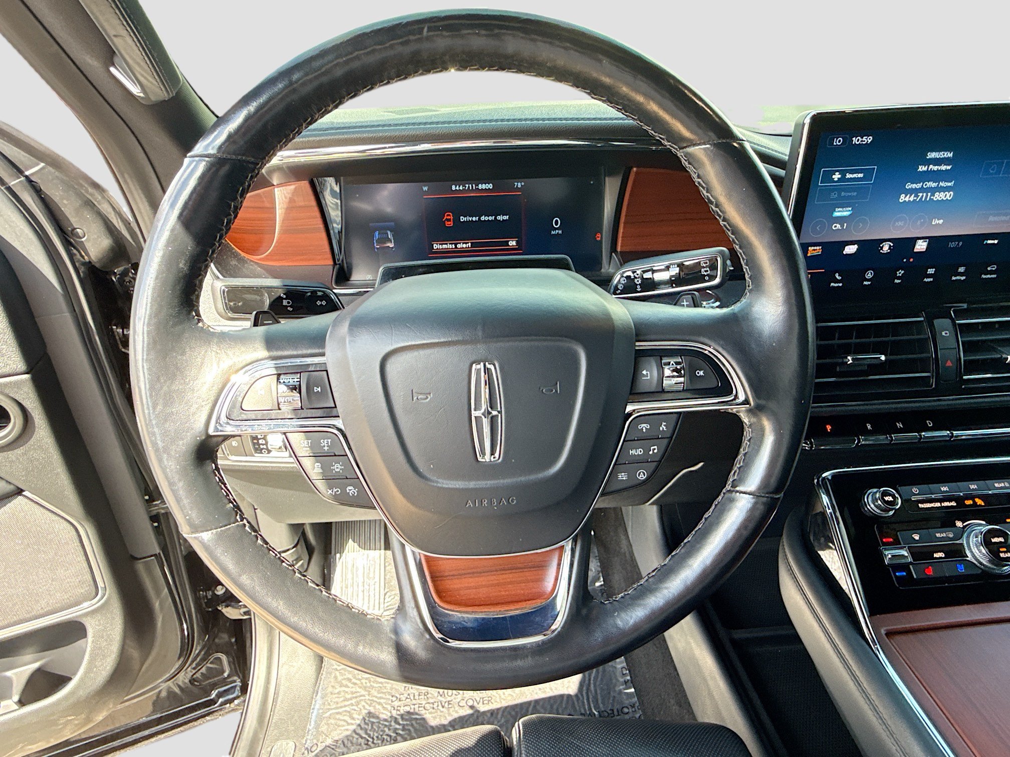 Used 2022 Lincoln Navigator Reserve AWD/4WD image 39