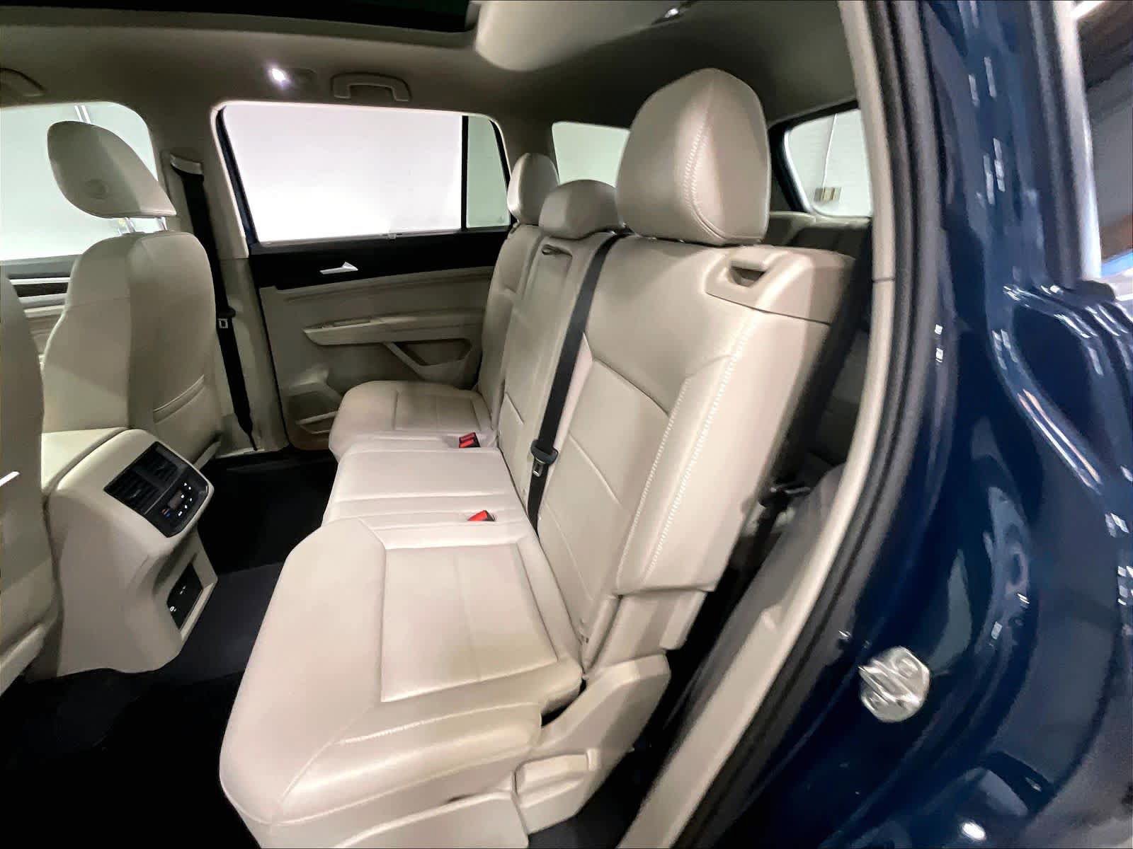 Used 2022 Volkswagen Atlas SE image 30