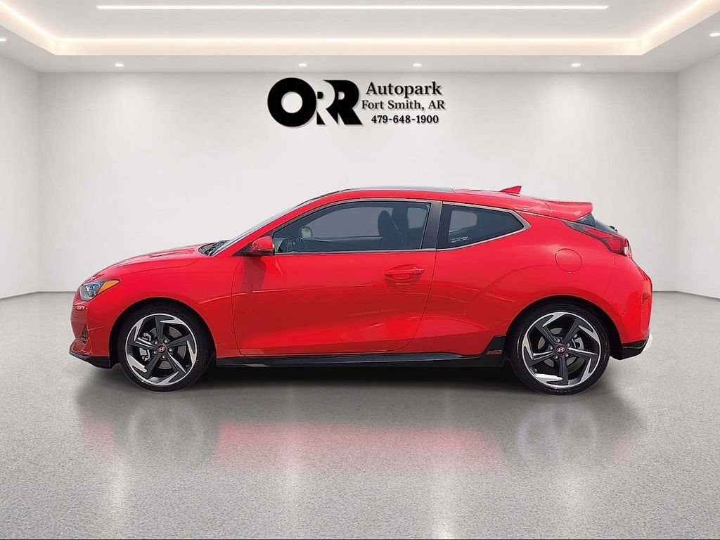 Used 2020 Hyundai Veloster FWD image 3