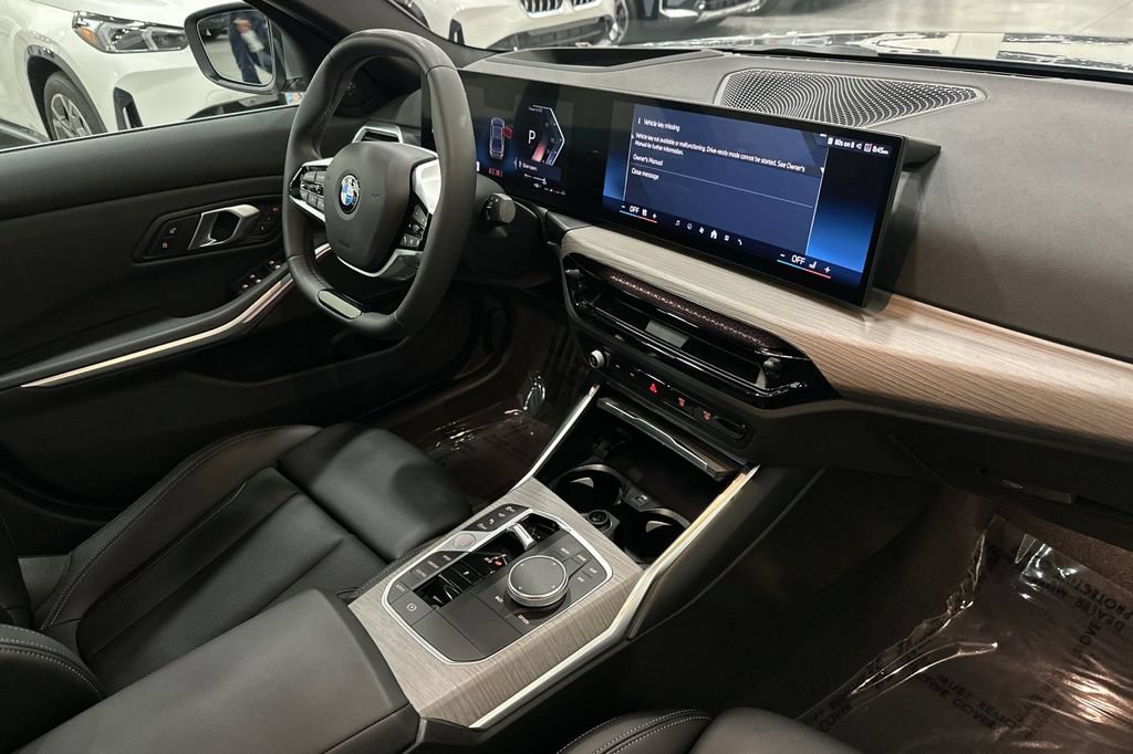 Used 2026 BMW 330i Sedan w/ Premium Package RWD image 17